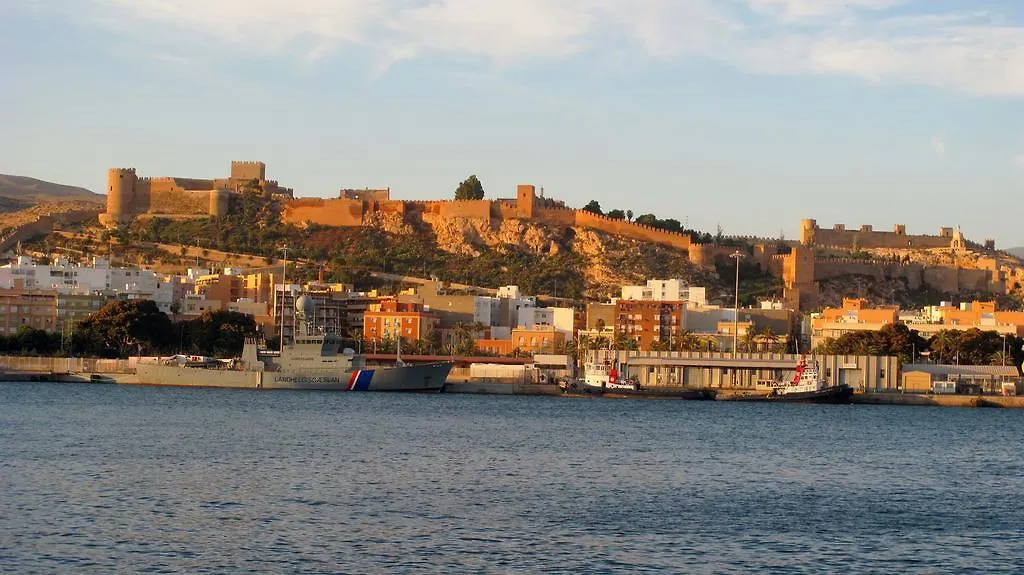 Hostal Maribel Almeria Guest house